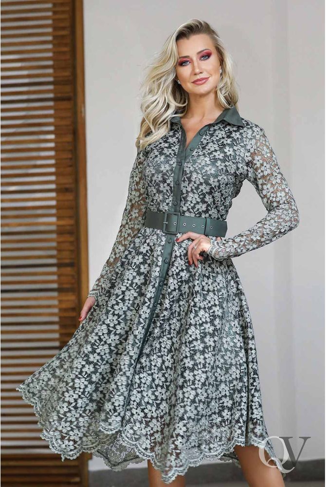 vestido de renda com cinto
