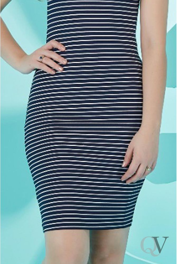 vestido tubinho com gola redonda