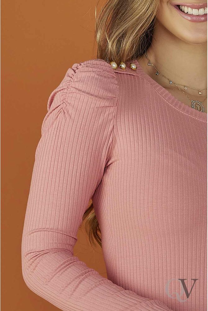 blusa canelada com manga princesa